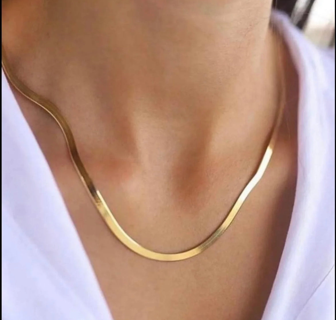 Nysa Herringbone Necklace